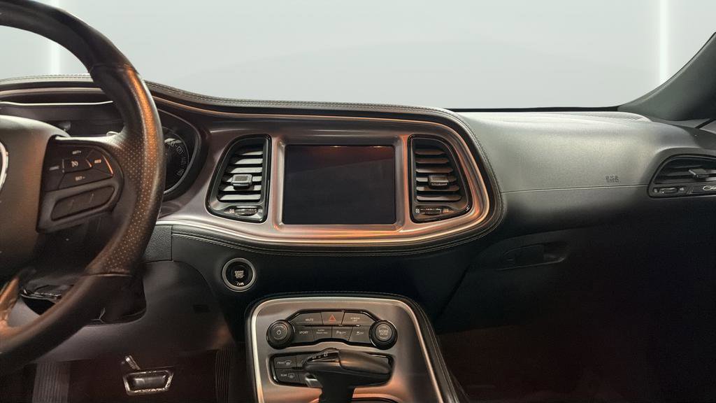Used 2022 Dodge Challenger GT w/ Plus Package image 18