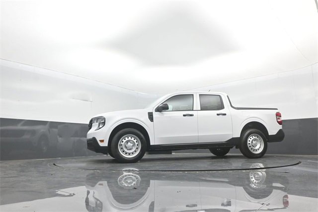 New 2025 Ford Maverick XL image 28