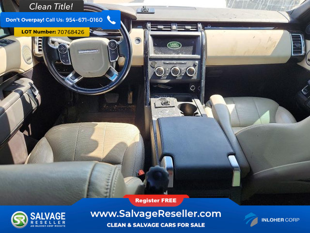 Used 2018 Land Rover Discovery SE AWD/4WD image 11