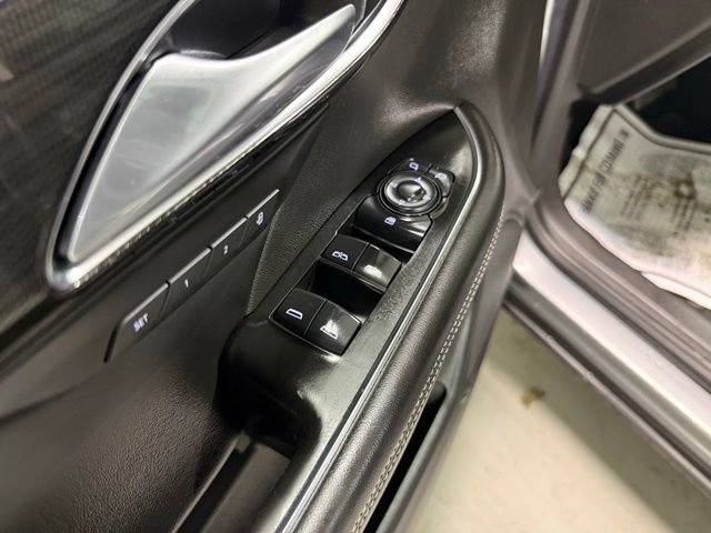 Used 2021 Buick Envision Essence FWD image 13