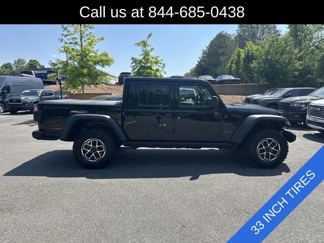 Certified 2025 Jeep Gladiator Rubicon w/ Safety Group AWD/4WD image 4