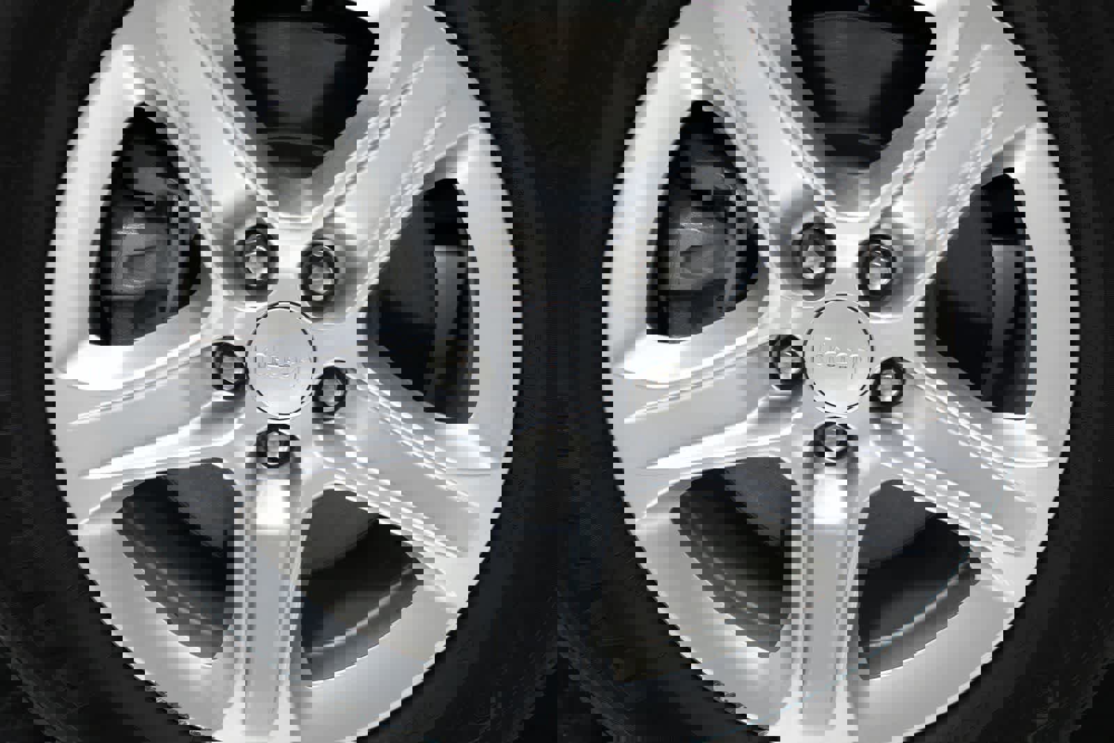 Used 2023 Jeep Compass Latitude image 11