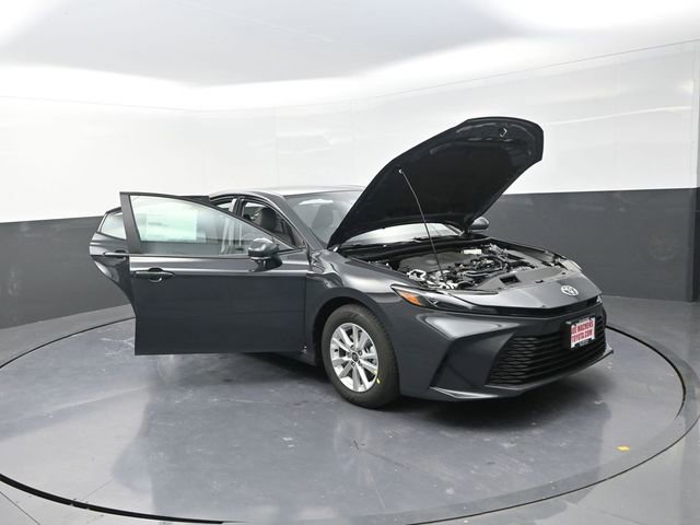 New 2026 Toyota Camry LE FWD image 35
