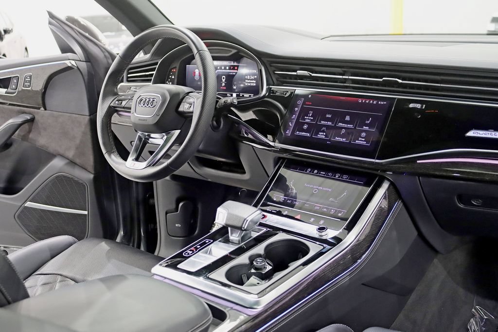 Used 2022 Audi SQ8 Prestige AWD/4WD image 34