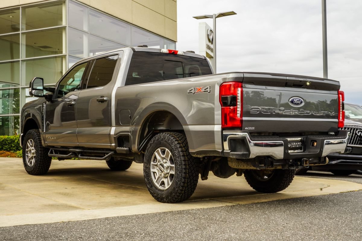 Used 2024 Ford F250 Lariat AWD/4WD image 11