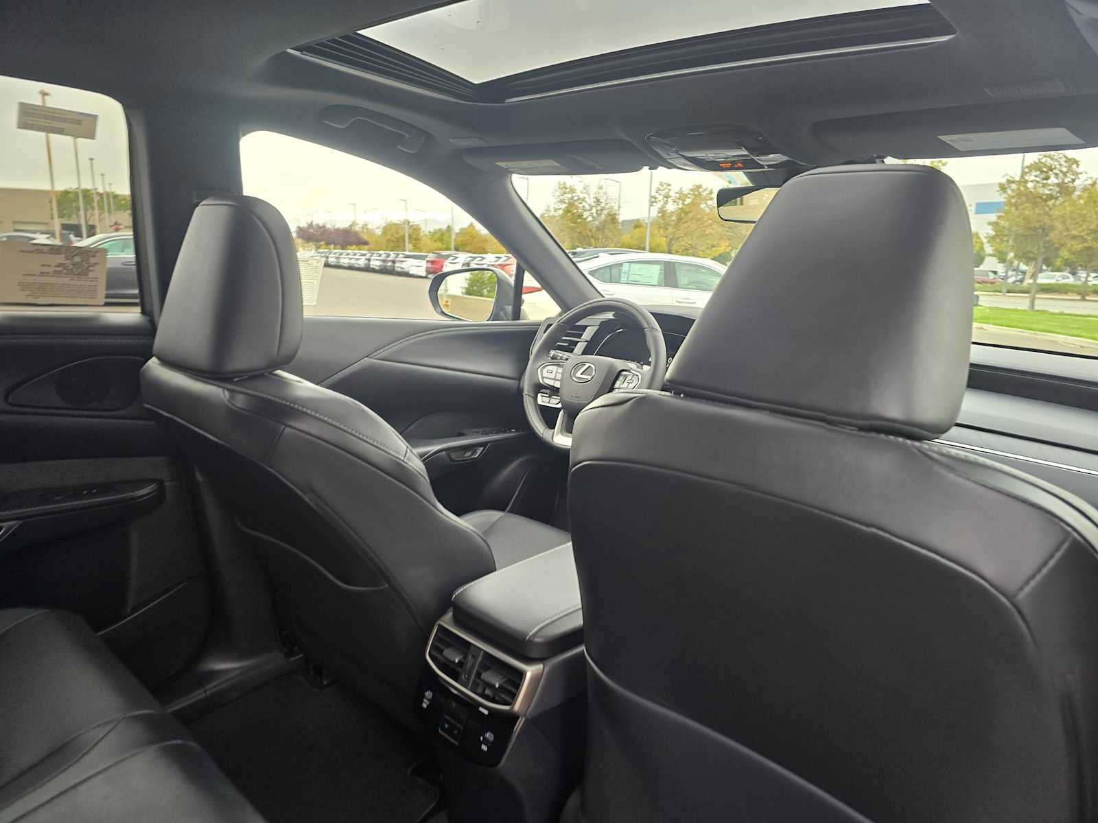 New 2026 Lexus RX 450h AWD image 15