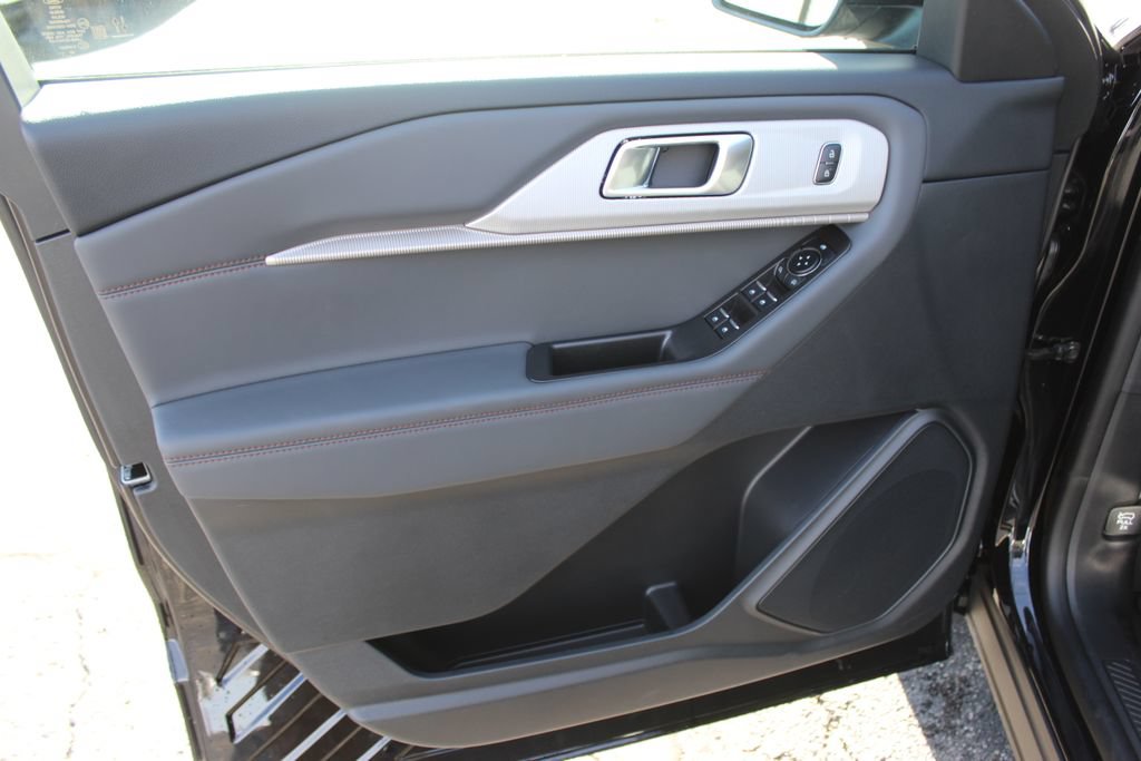 New 2026 Ford Explorer Active AWD/4WD image 20