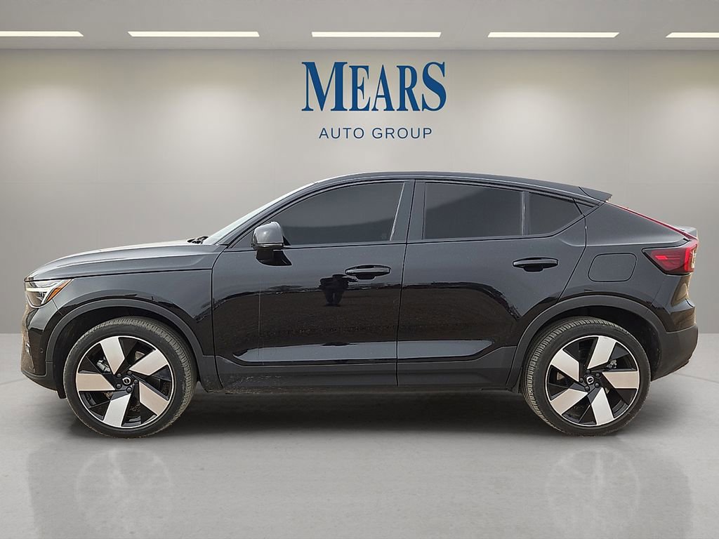 Used 2023 Volvo C40 P8 Recharge Ultimate image 3