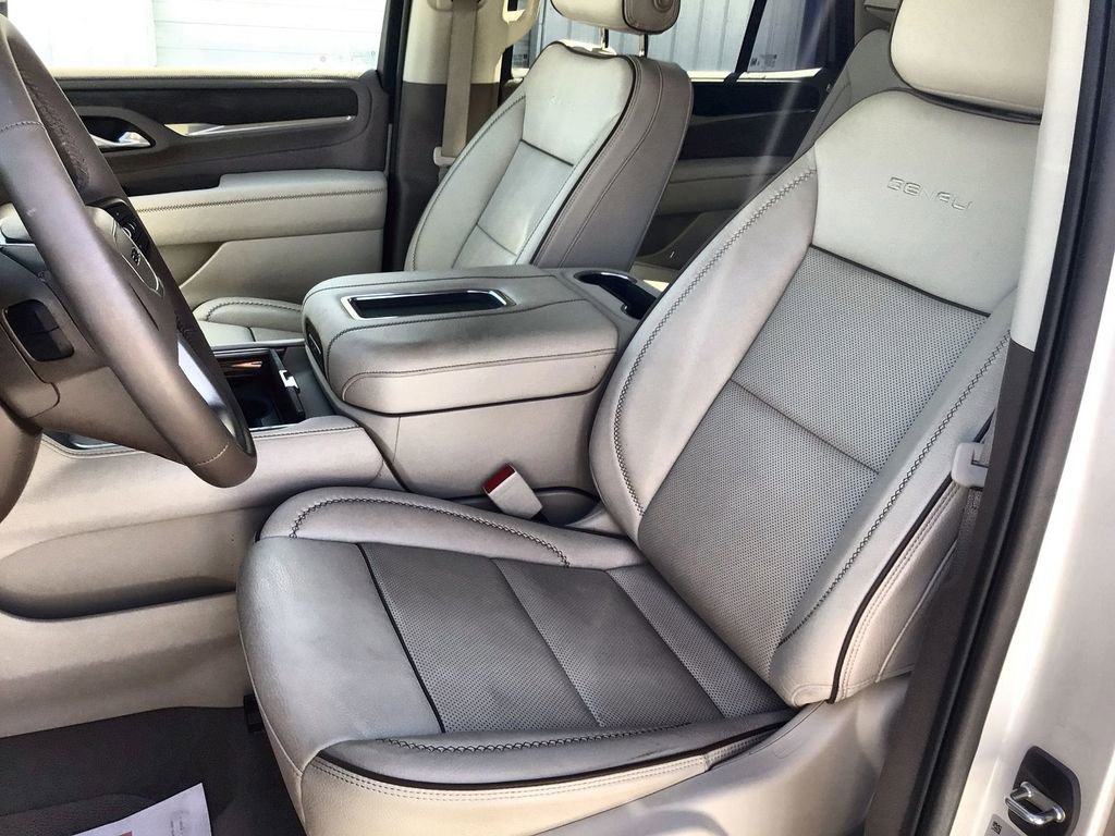 Used 2023 GMC Yukon Denali image 20