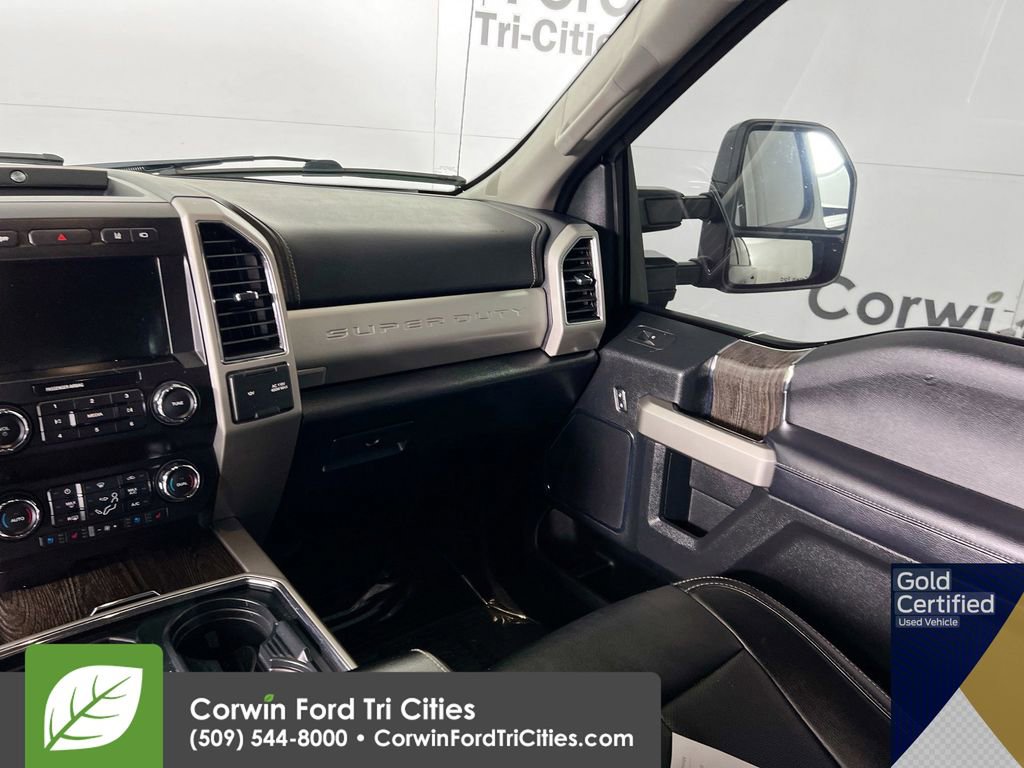 Used 2021 Ford F250 Lariat w/ Lariat Ultimate Package AWD/4WD image 26