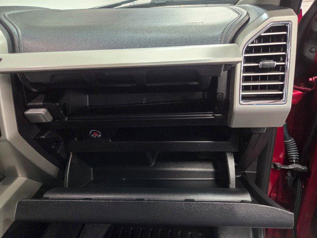 Used 2017 Ford F350 Lariat w/ FX4 Off-Road Package image 40