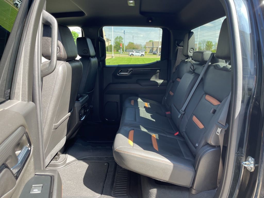 Used 2023 GMC Sierra 1500 AT4 AWD/4WD image 10