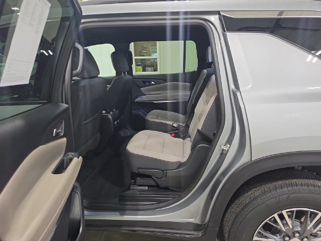 Used 2026 Chevrolet Traverse LT w/ Driver Confidence Package AWD/4WD image 24