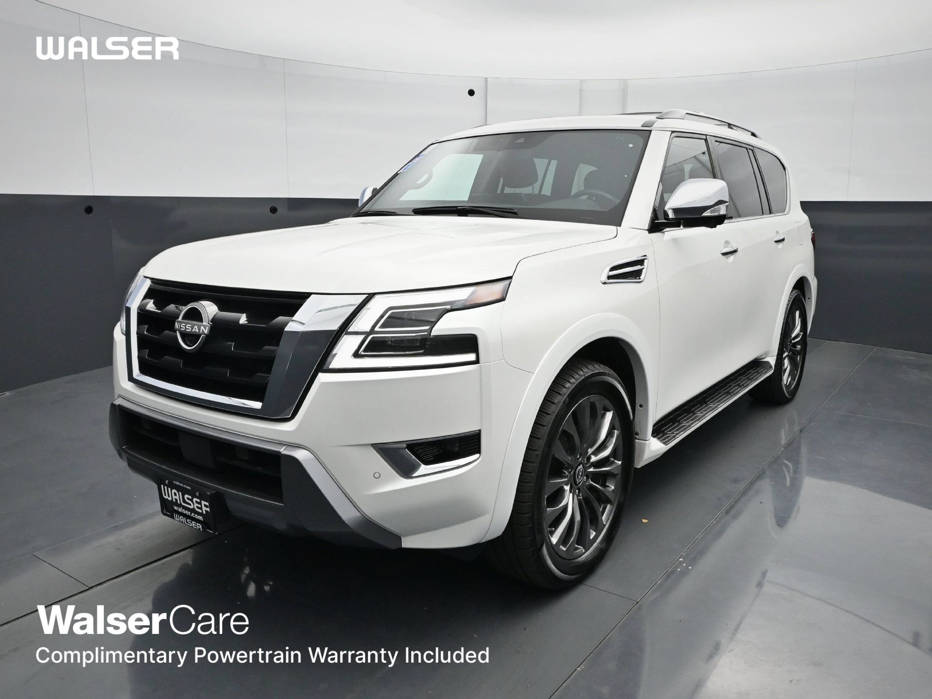 Used 2024 Nissan Armada Platinum w/ Captain's Chairs Package AWD/4WD image 1