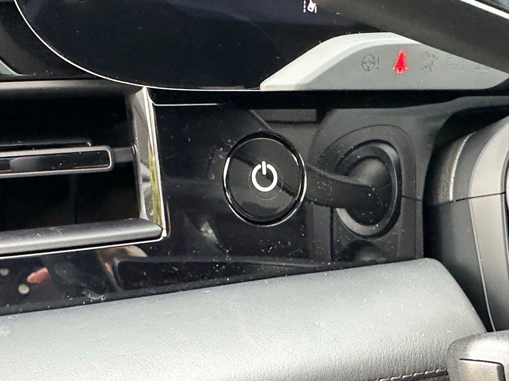 Used 2026 Porsche Taycan 4S image 36