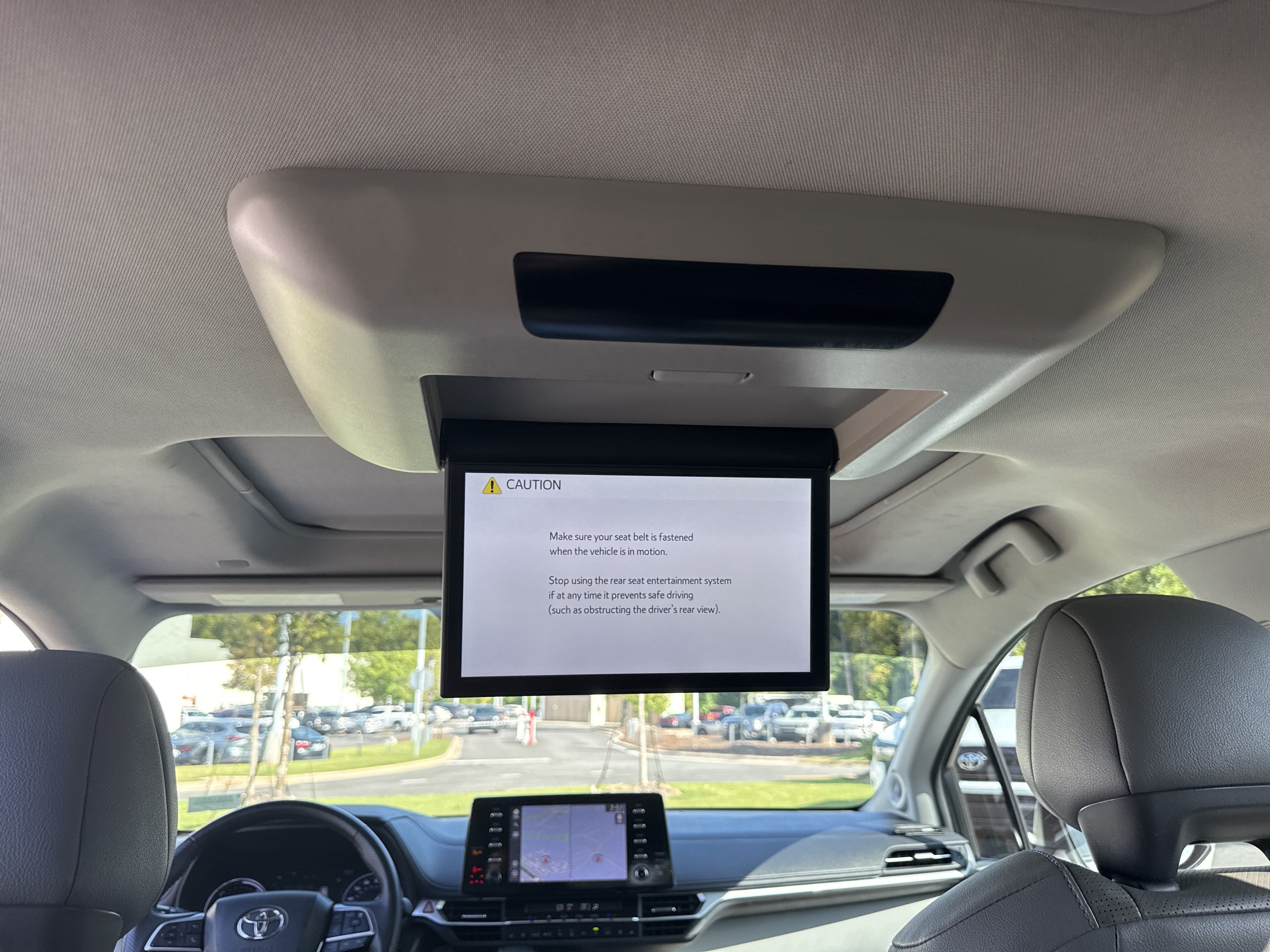 Used 2023 Toyota Sienna Limited FWD image 29