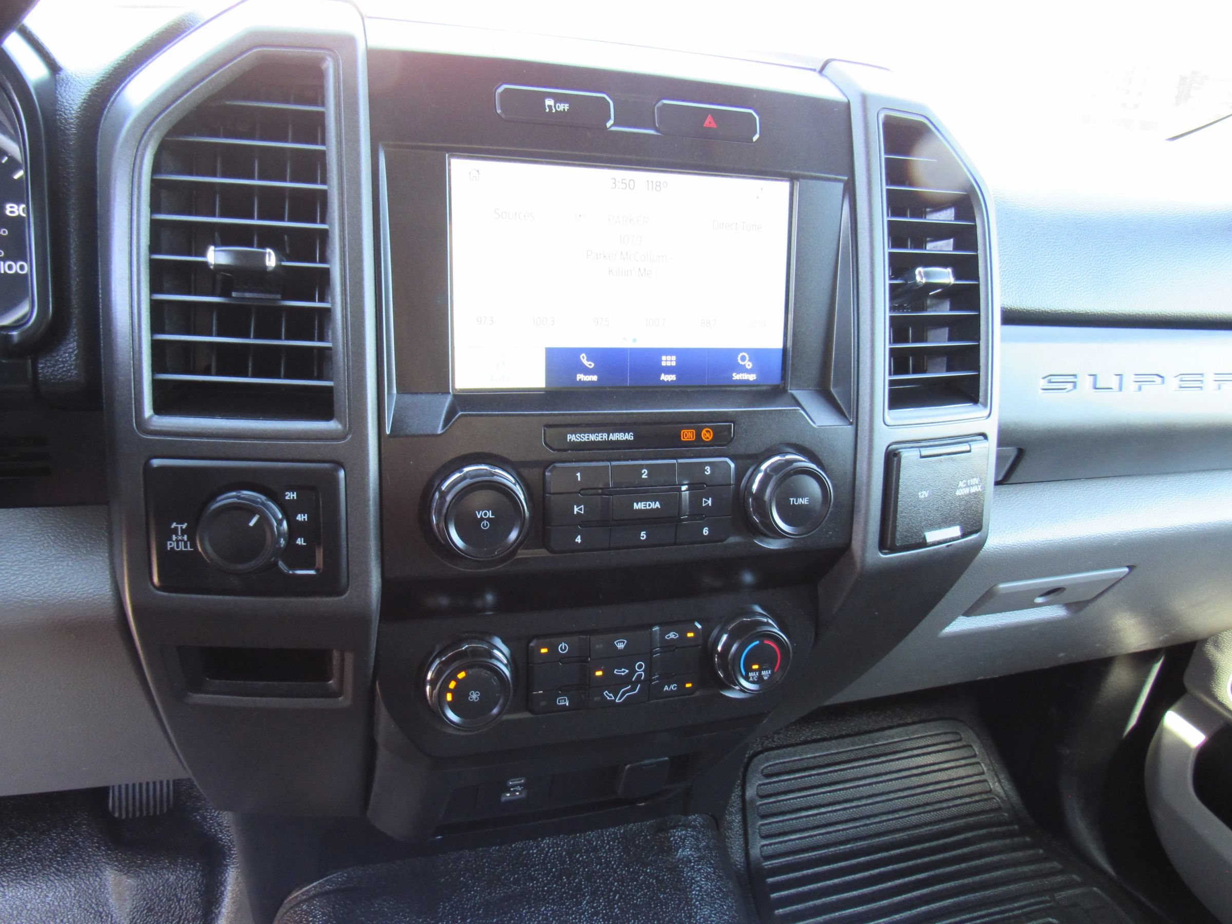 Used 2020 Ford F250 XL w/ Power Equipment Group AWD/4WD image 11