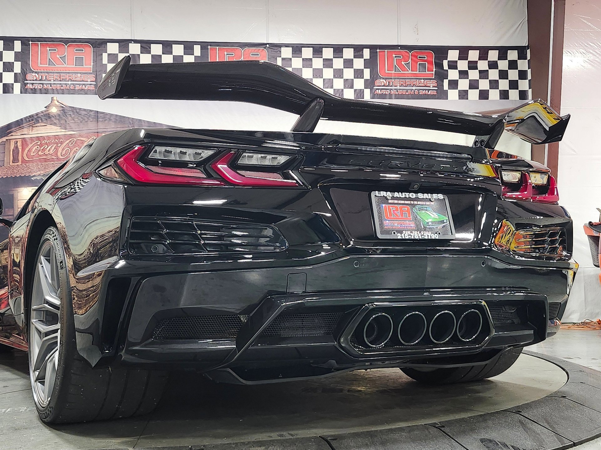 Used 2023 Chevrolet Corvette Z06 w/ Z07 Performance Package image 30