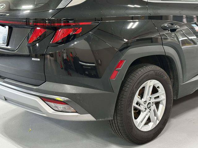 Certified 2025 Hyundai Tucson SE AWD/4WD image 10