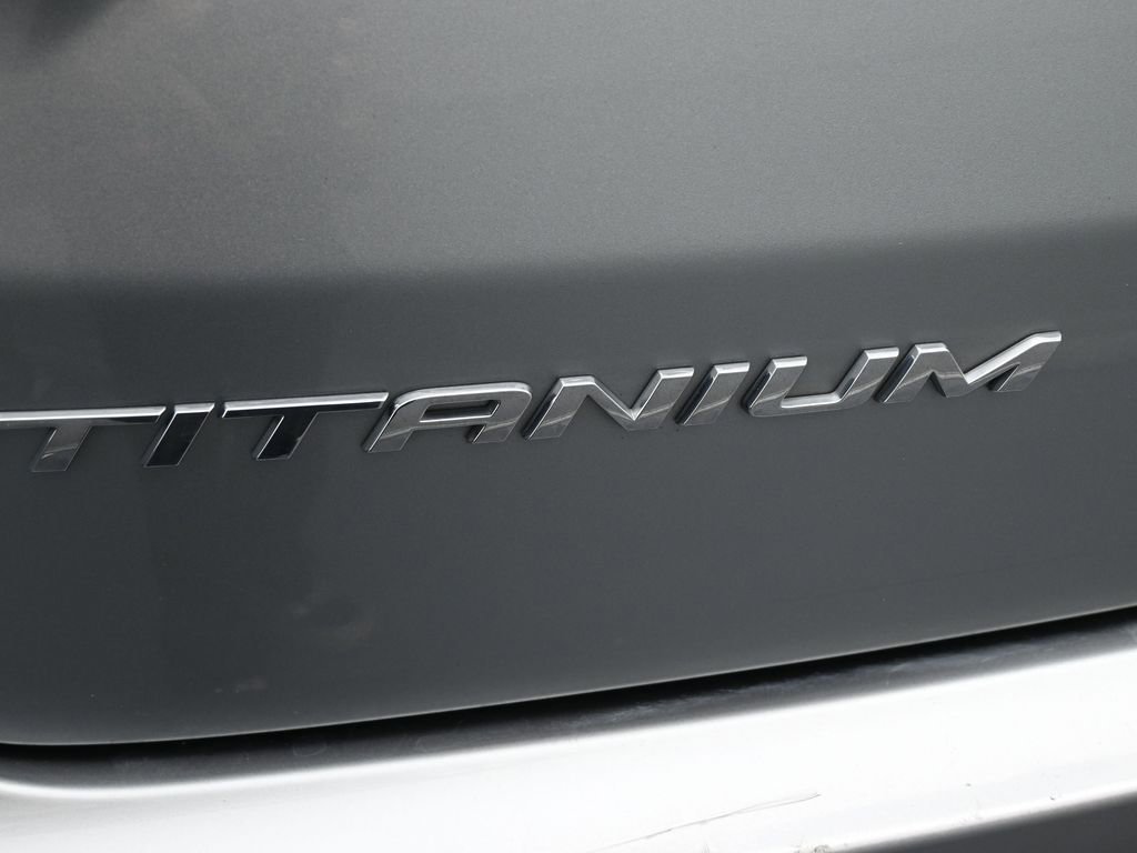 Used 2024 Ford Edge Titanium AWD/4WD image 29