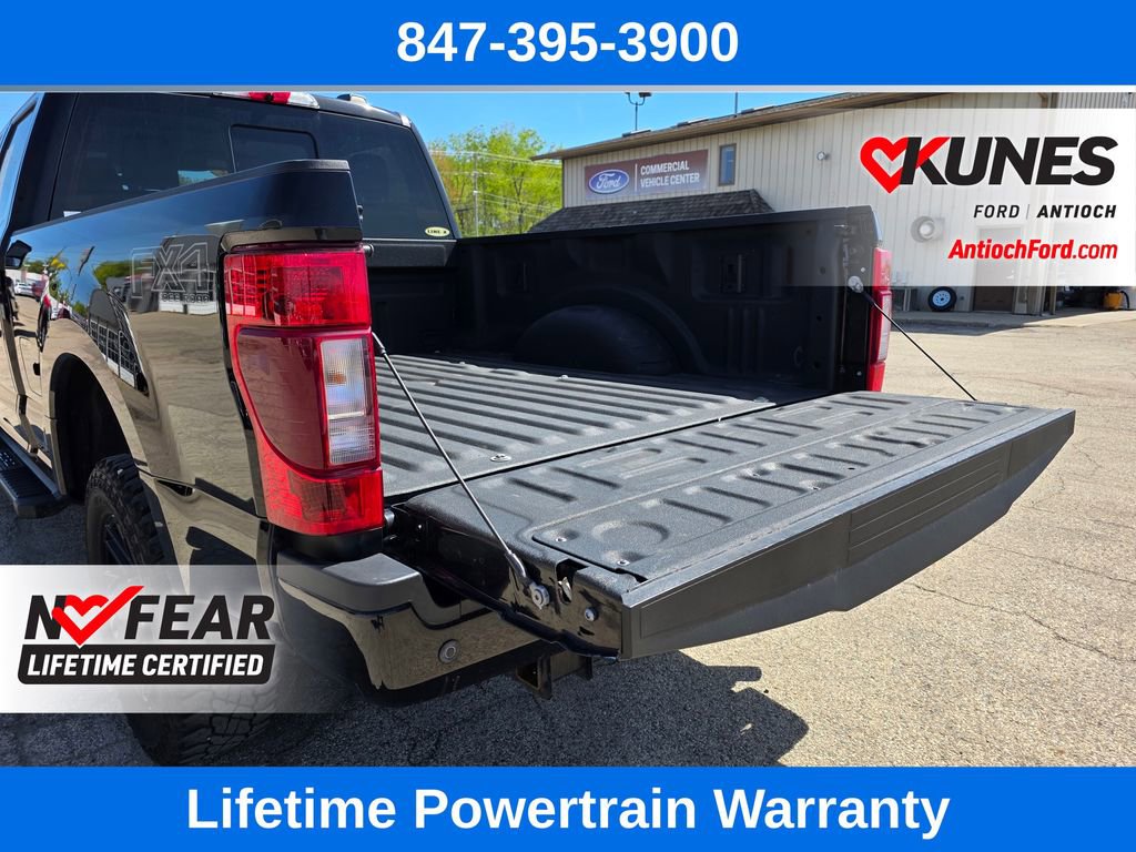 Used 2022 Ford F250 XLT w/ Black Appearance Package AWD/4WD image 9