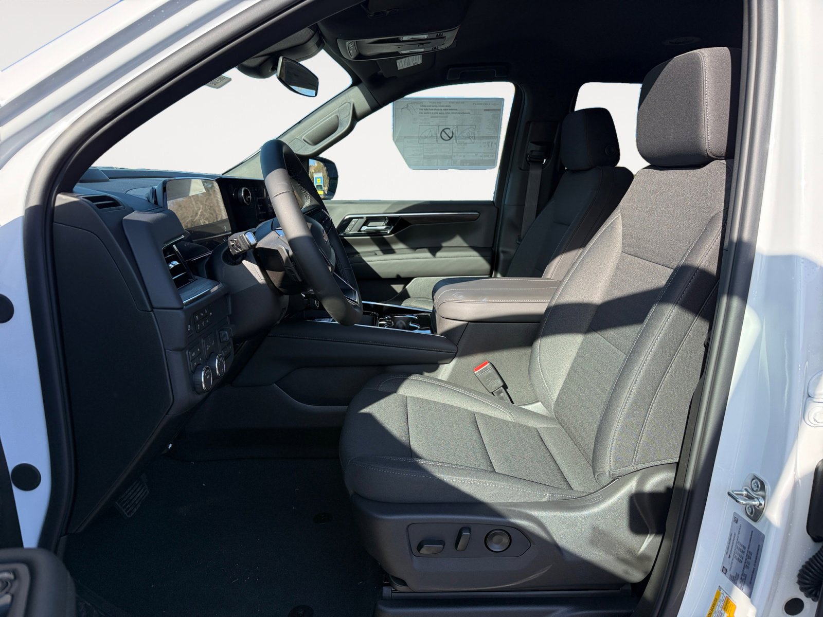 New 2026 Chevrolet Tahoe LS w/ LPO, Dark Essentials Package AWD/4WD image 10