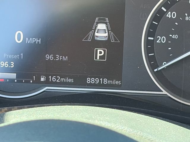 Used 2021 Nissan Versa SV image 25