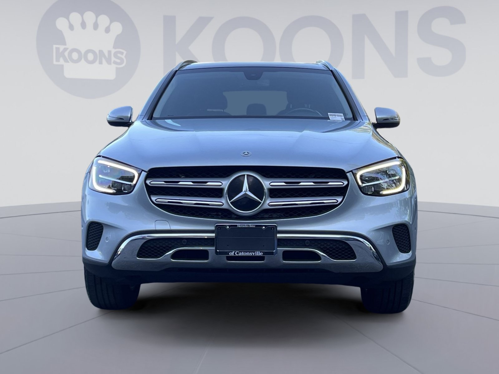 Used 2021 Mercedes-Benz GLC 300 4MATIC w/ Premium Package image 4