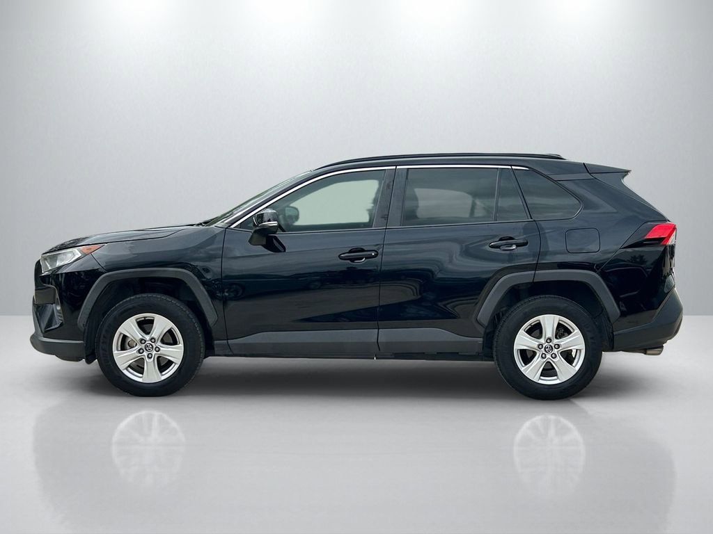 Used 2019 Toyota RAV4 XLE w/ Convenience Package image 8