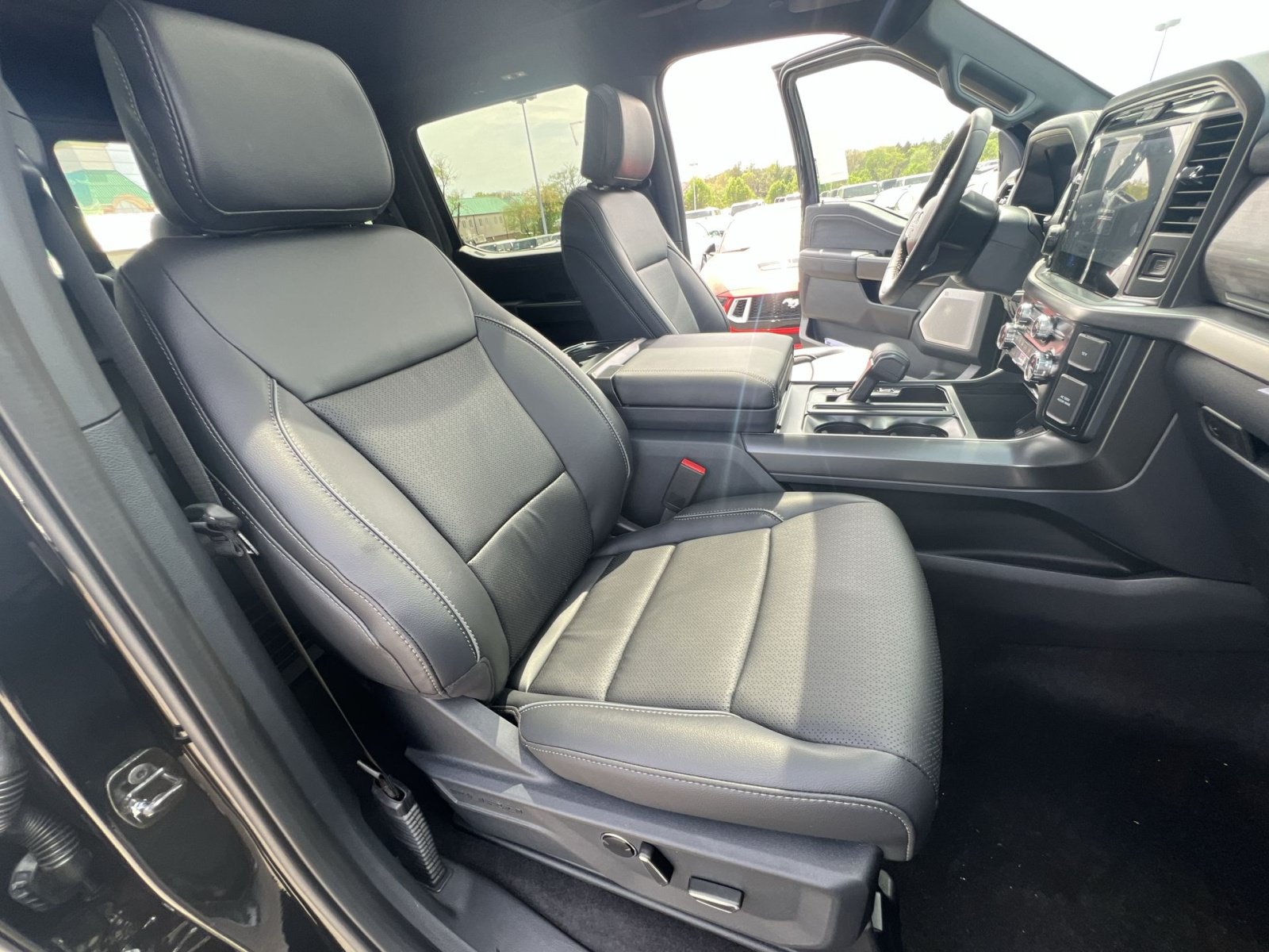 New 2026 Ford F150 Lariat w/ Equipment Group 502A High AWD/4WD image 35