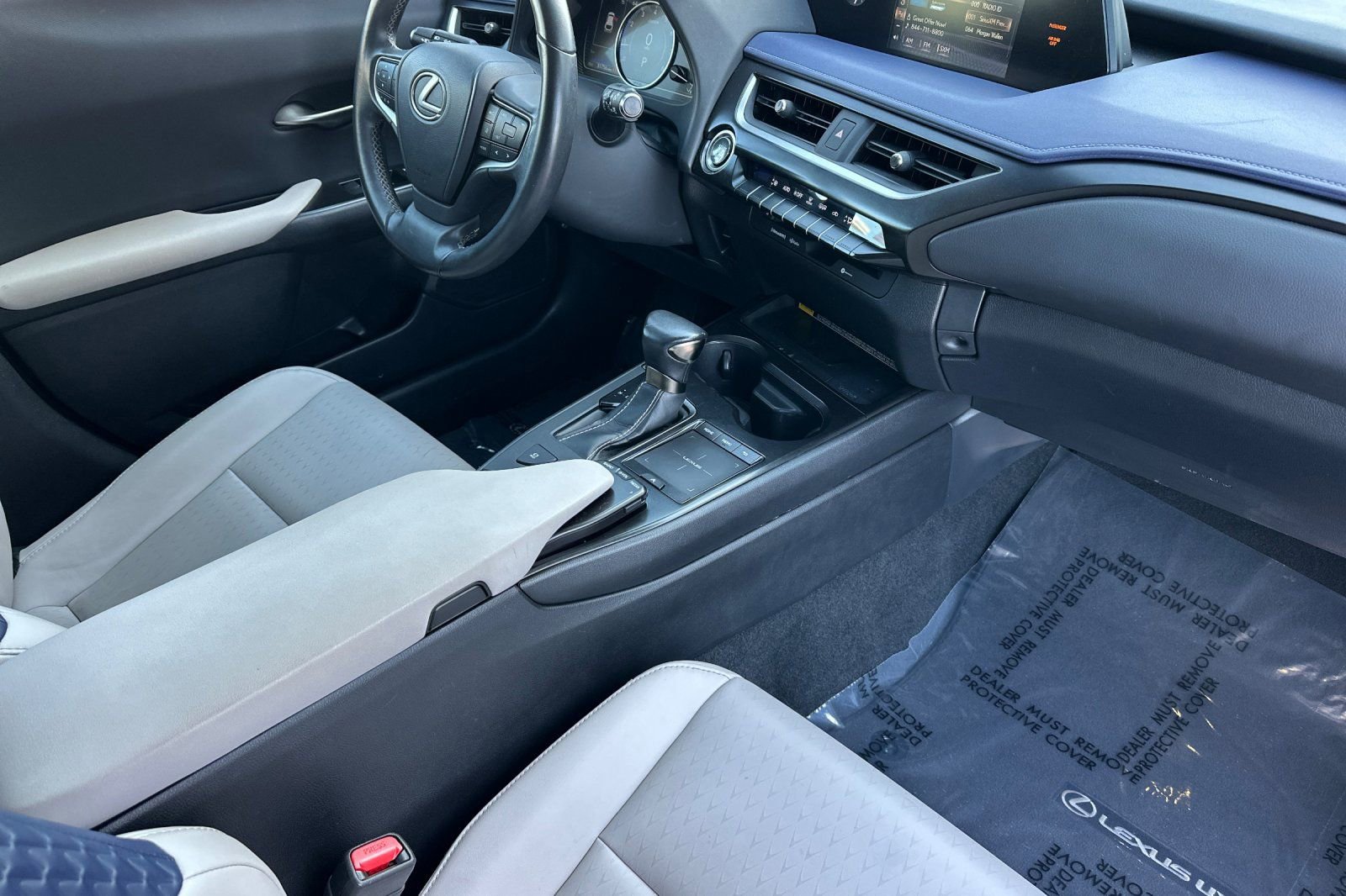 Used 2020 Lexus UX 200 w/ Accessory Package image 16