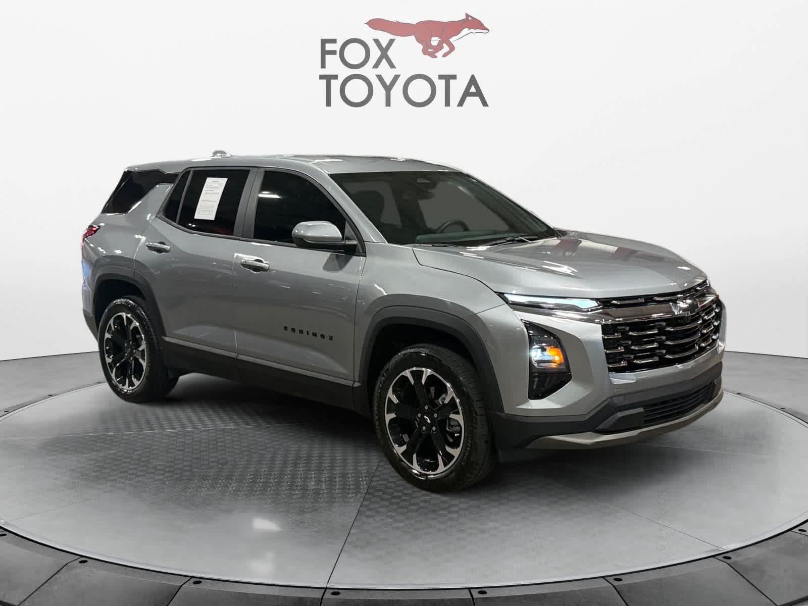 Used 2025 Chevrolet Equinox LT FWD image 7