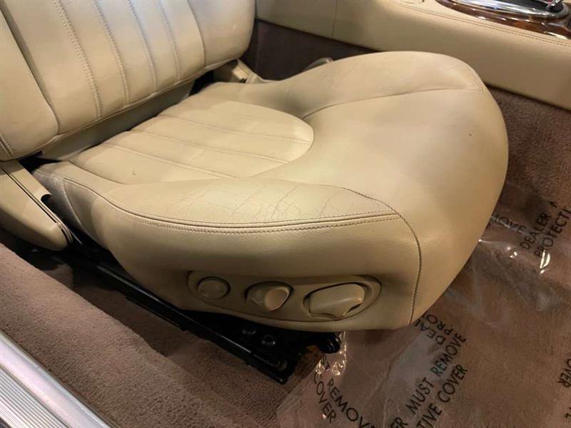 Used 2006 Jaguar XK8 Convertible image 65