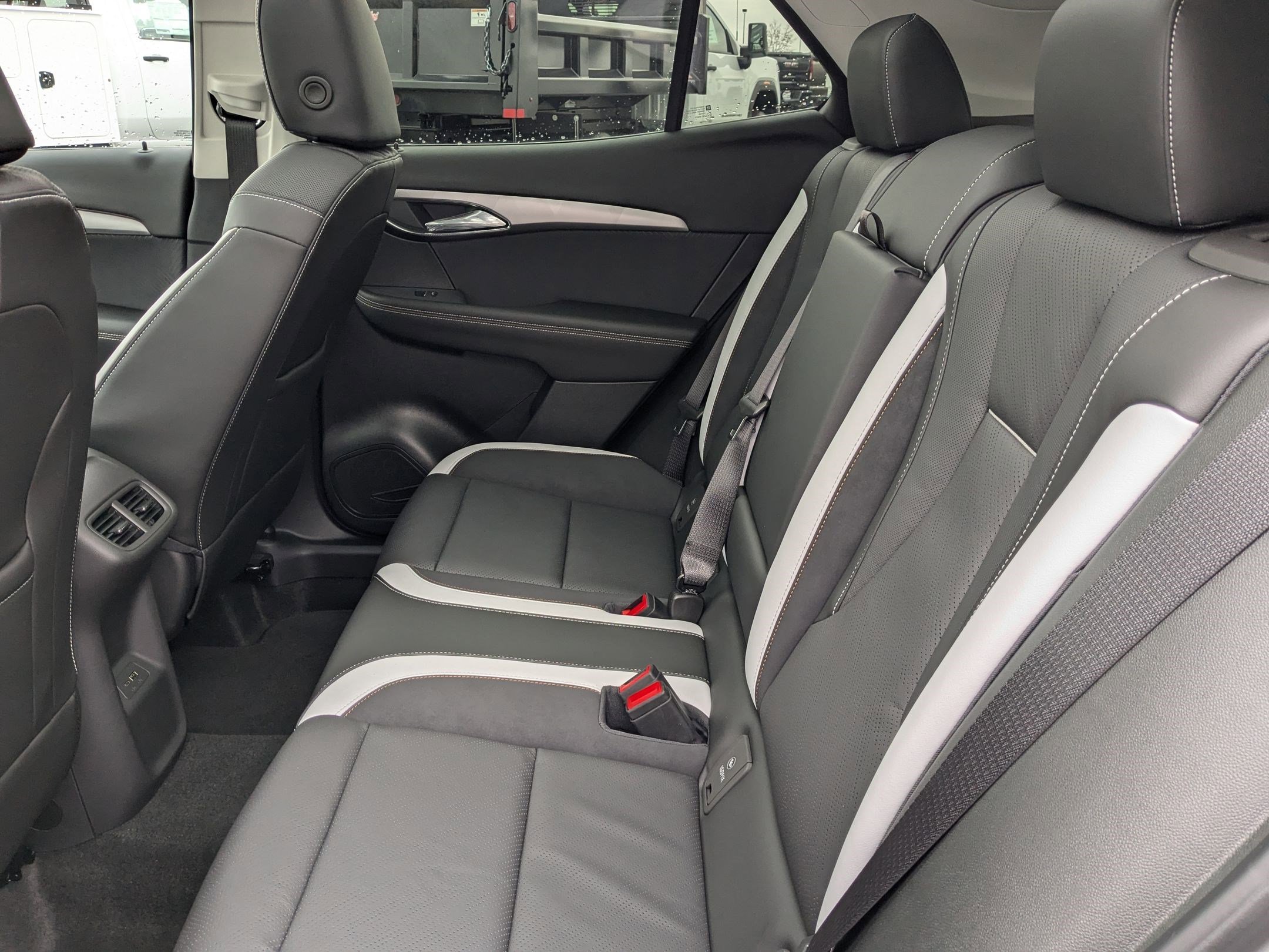 New 2025 Buick Envision Sport Touring image 25