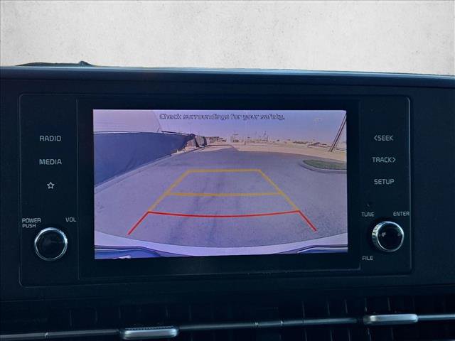Used 2022 Kia Carnival LX FWD image 12
