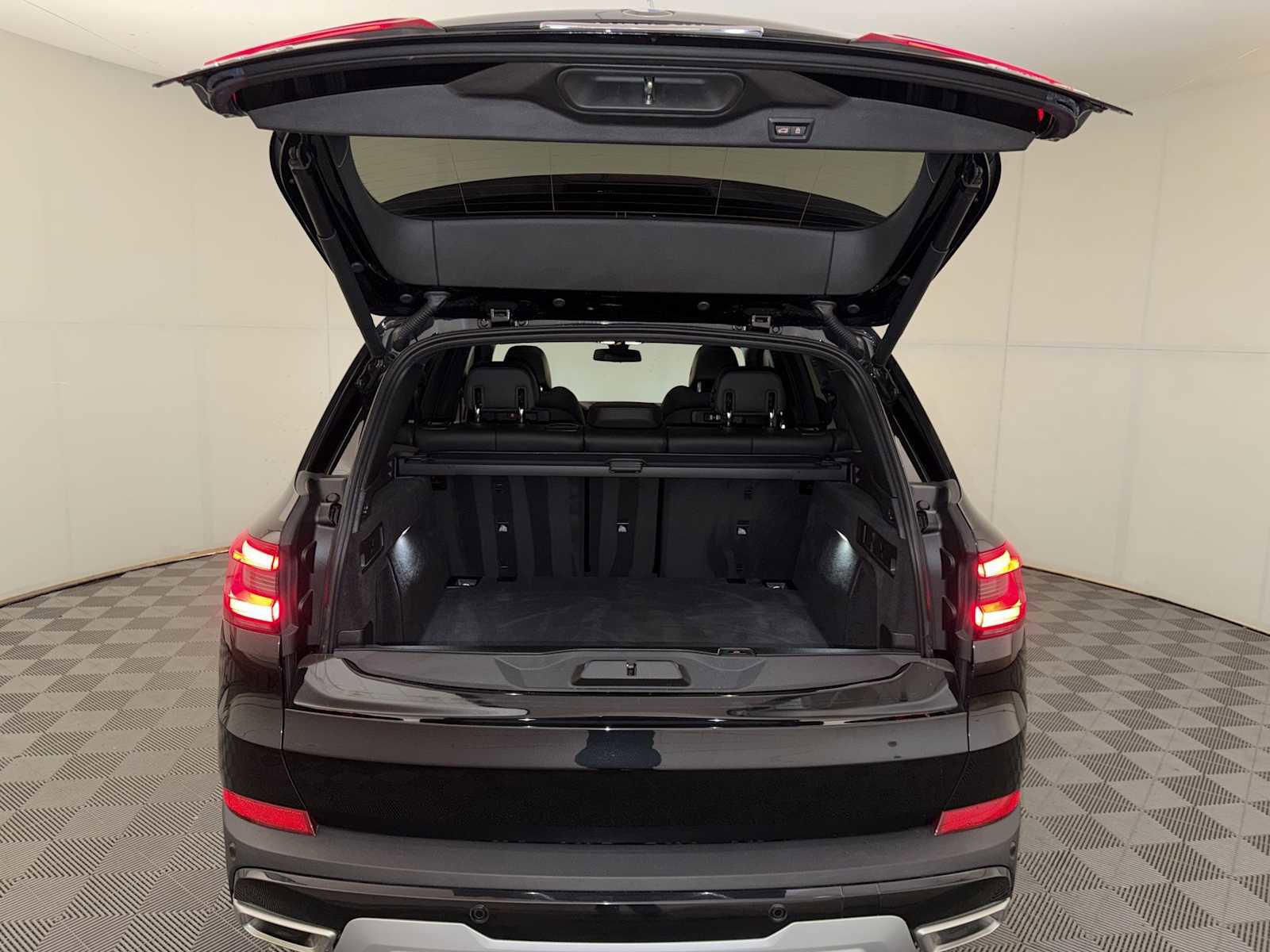 Certified 2023 BMW X5 xDrive40i w/ Premium Package image 23