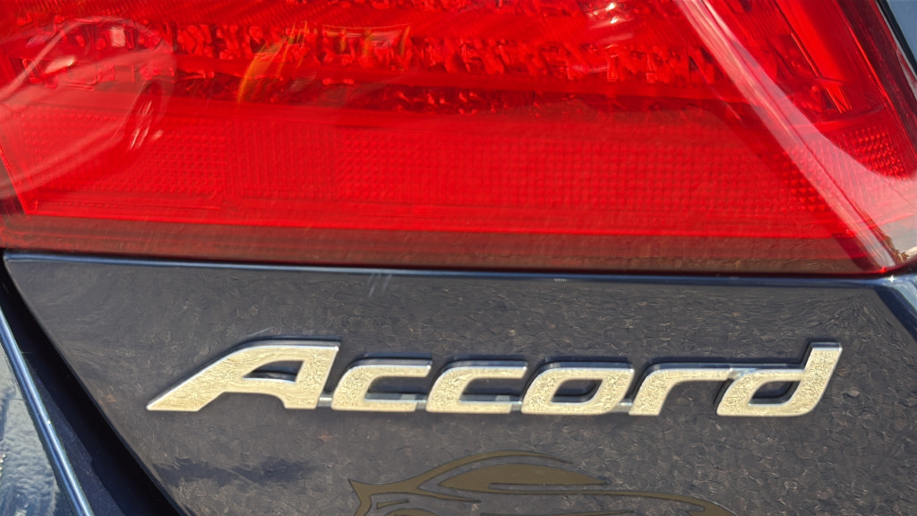 Used 2015 Honda Accord LX image 29