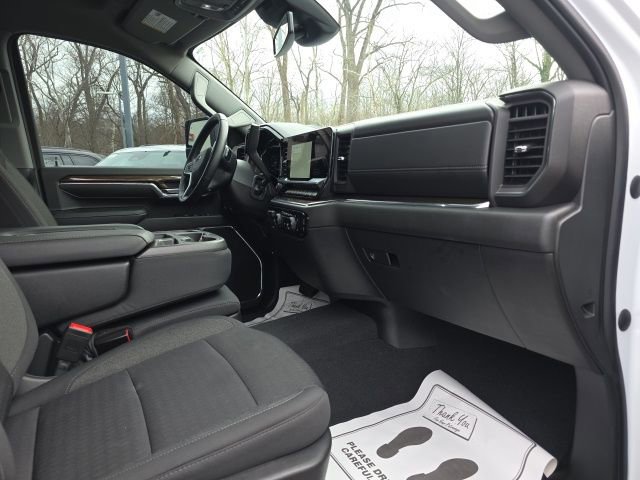 Used 2024 Chevrolet Silverado 2500 LT w/ Z71 Sport Edition image 28