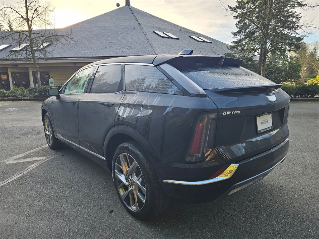 New 2026 Cadillac Optiq Luxury 2 image 5