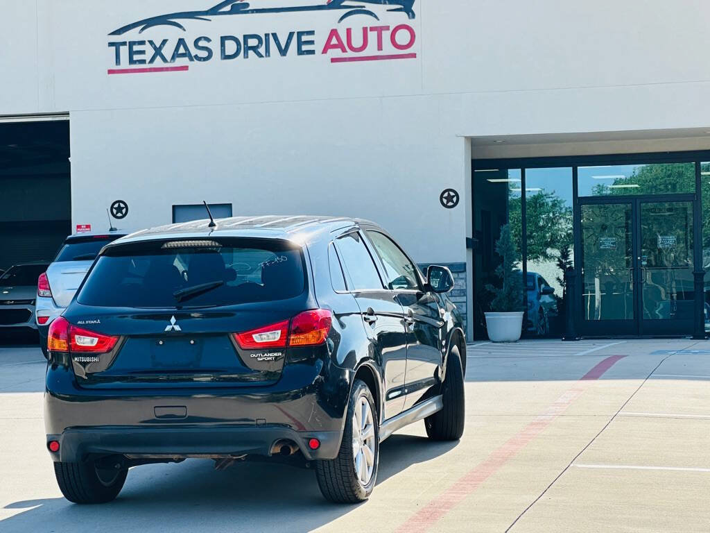 Used 2013 Mitsubishi Outlander Sport ES FWD image 7