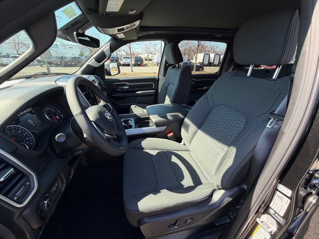 New 2026 RAM 1500 Big Horn AWD/4WD image 15