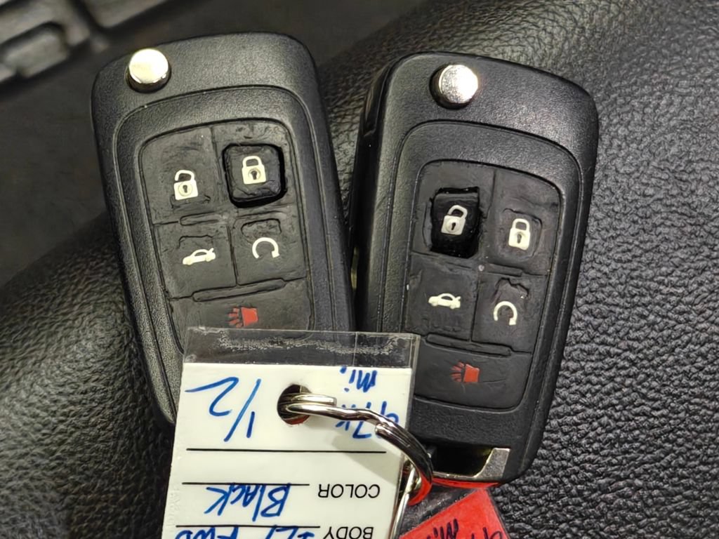 Used 2018 Chevrolet Impala LT FWD image 11
