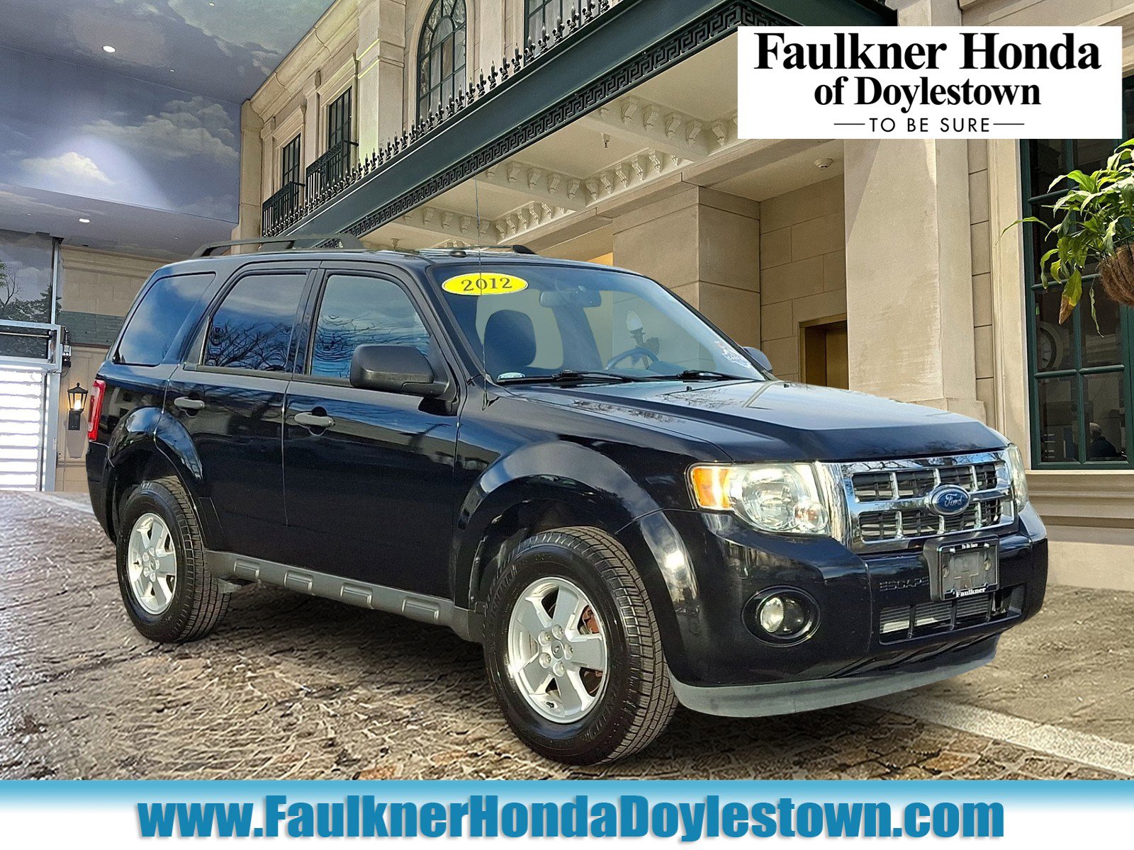 Used 2012 Ford Escape XLT image 1