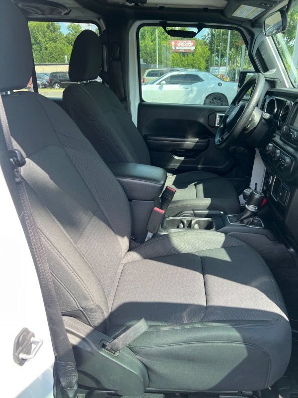 Used 2021 Jeep Gladiator Sport AWD/4WD image 13