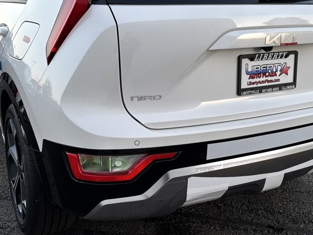 New 2025 Kia Niro EX Touring image 22