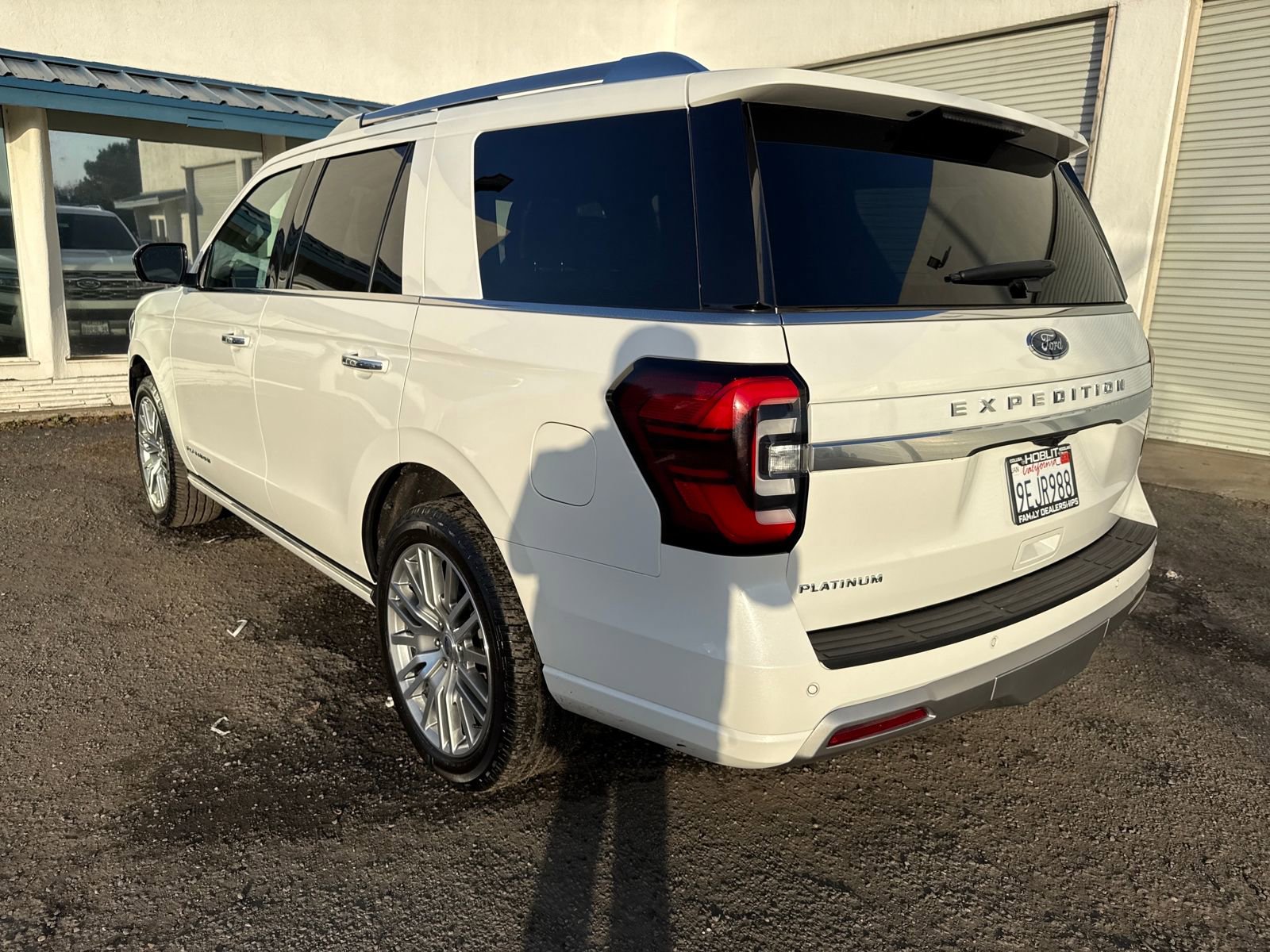 Certified 2023 Ford Expedition Platinum image 3