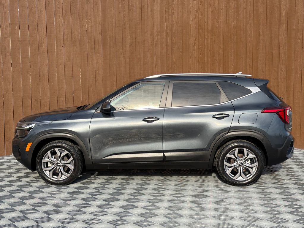 Used 2024 Kia Seltos S image 21