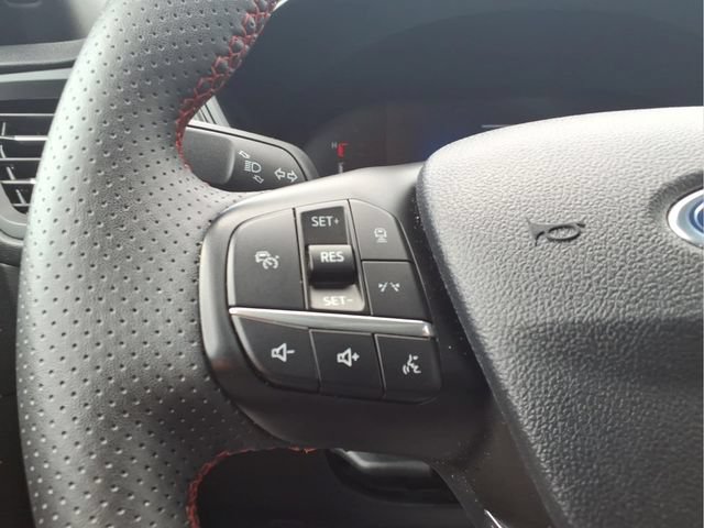 Used 2025 Ford Escape ST-Line w/ Tech Pack #1 AWD/4WD image 14
