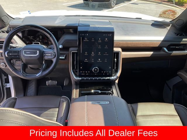Used 2025 GMC Yukon Denali Ultimate AWD/4WD image 4