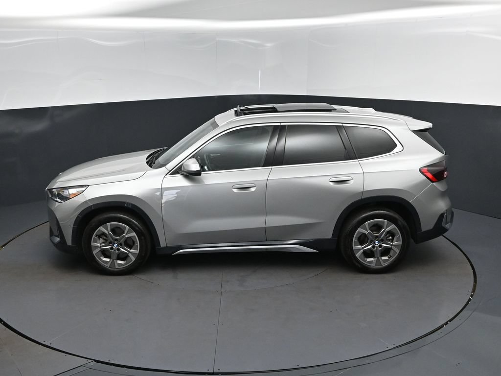 Certified 2025 BMW X1 xDrive28i AWD/4WD image 32
